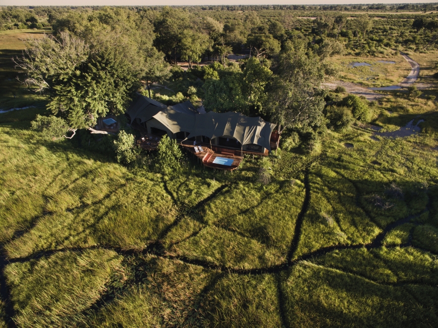 Exterior of the villa at Duba Plains Suite