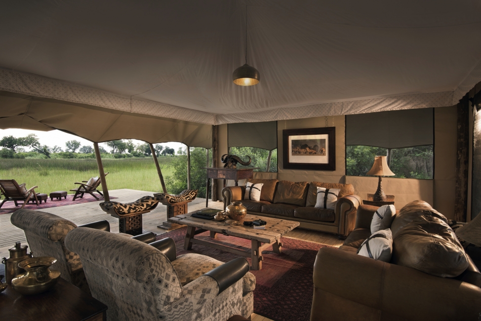 Lounge with terrace at Duba Expedition Camp