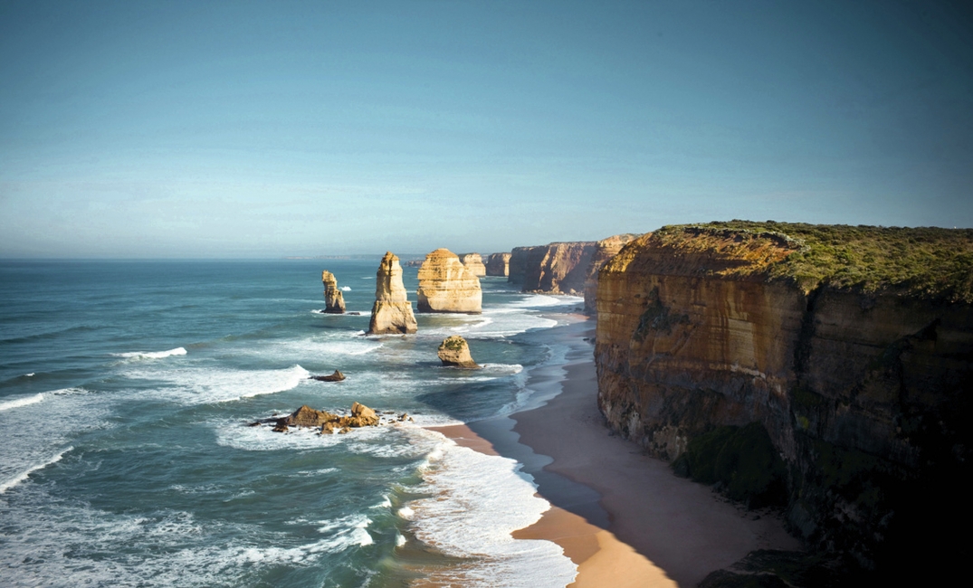 I Dodici Apostoli lungo la Great Ocean Road al sole