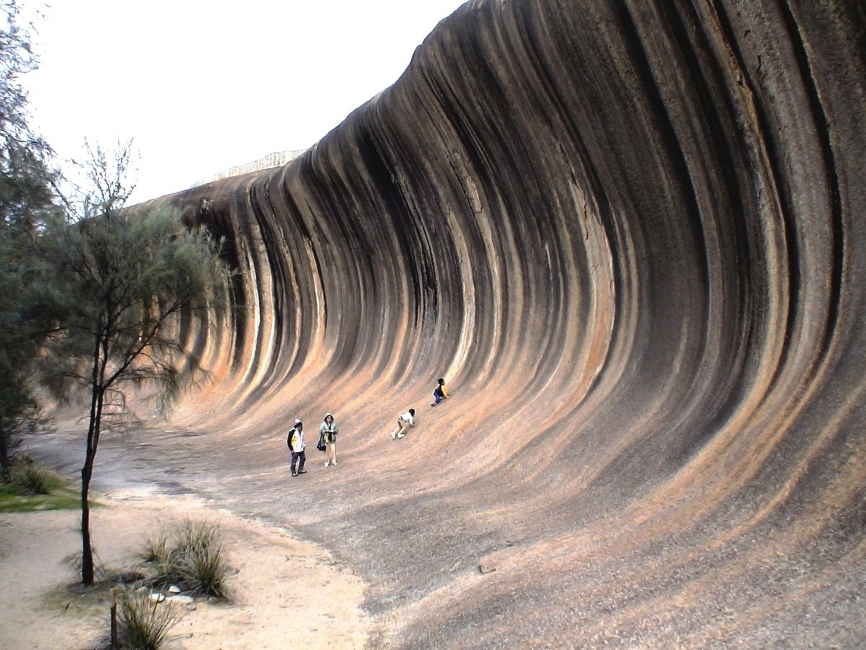 Famiglia al Wave Rock vicino a Hyden